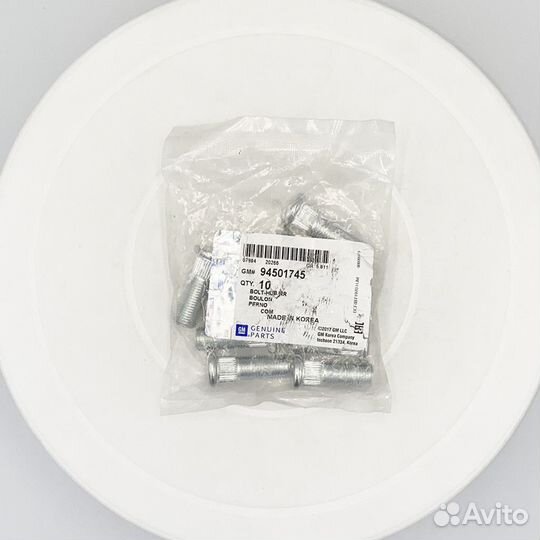 Шпилька ступицы колеса General Motors