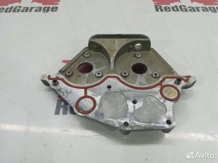 Крышка двигателя левая Cadillac Srx LH2 2004