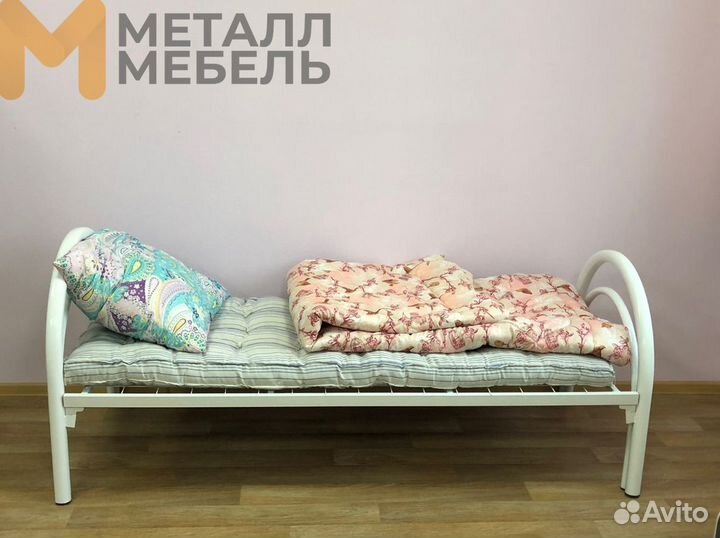 Железная кровать. Железная мебель