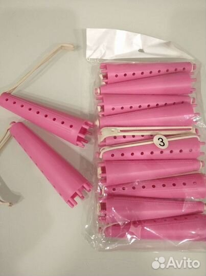 Расчески, шапка для химии, кисти, бигуди