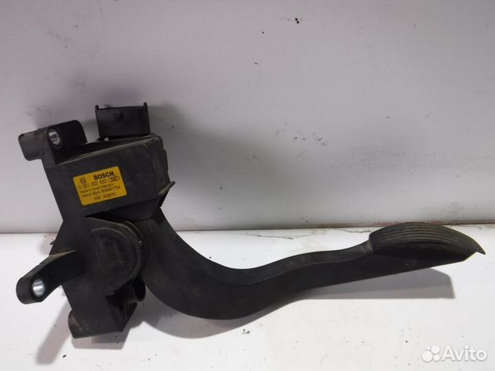 Педаль газа Iveco Daily III