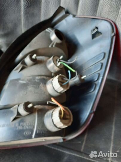 Задний левый фонарь лада калина 2 универсал