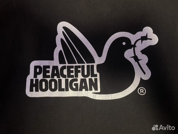 Peaceful hooligan футболка