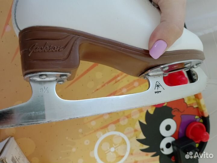 Фигурные коньки jackson artiste