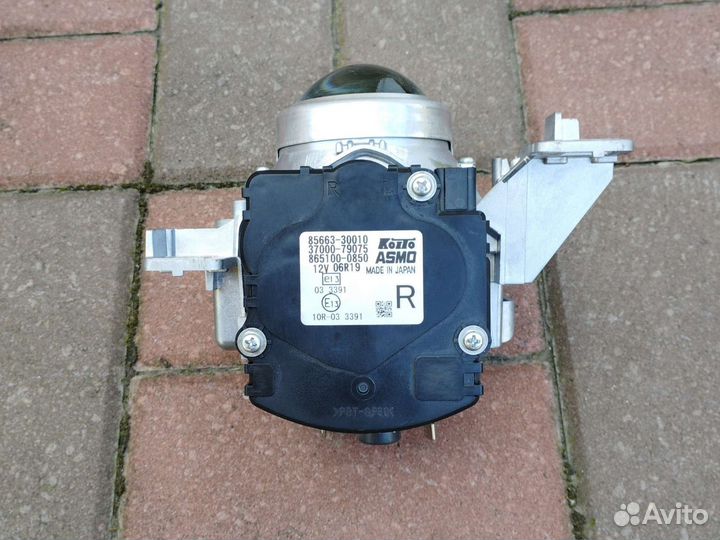 Линза Toyota Lexus