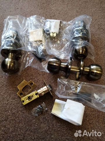 Дверные ручки