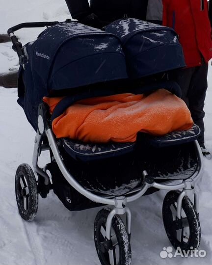 Коляска для двойни Bumbleride Indie Twin