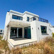 Дом 218 м² на участке 4 м² (Кипр), Кирения