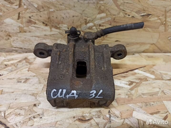 Суппорт задний левый Kia Ceed ED