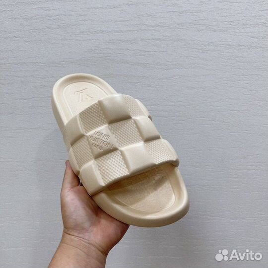 Тапки louis vuitton