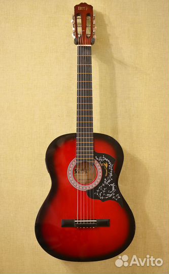 Электроакустическая гитара, со звукоснимателем