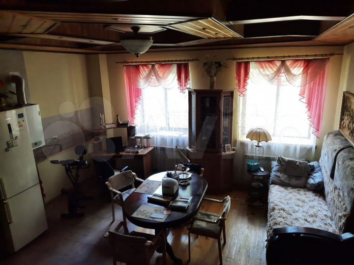 Таунхаус 227 м² на участке 50 сот.