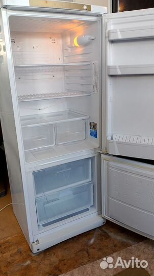 Холодильник indesit