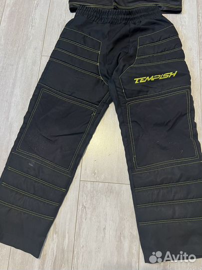 Форма вратаря флорбол