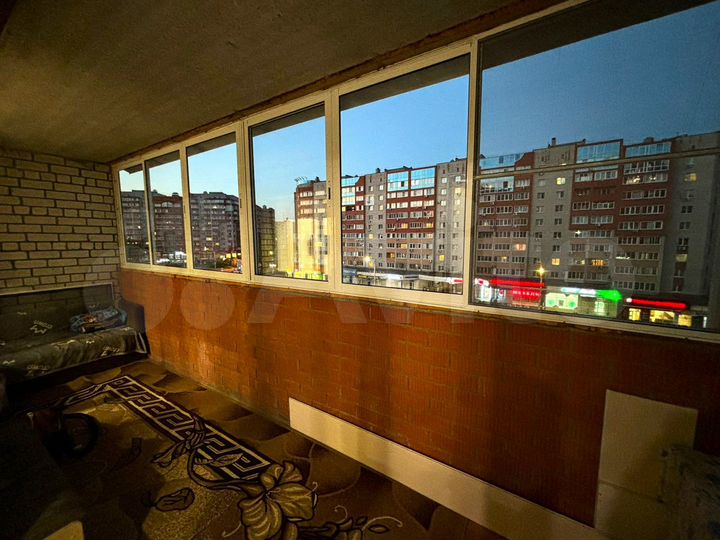 2-к. квартира, 83 м², 4/10 эт.