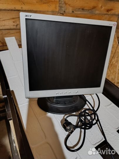 Монитор Acer 19