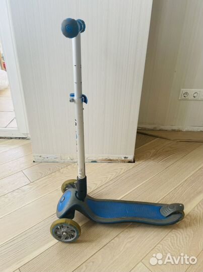Самокат трехколесный globber