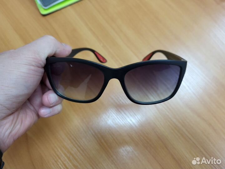 Солнцезащитные очки ray ban