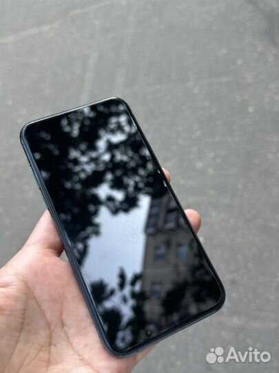 iPhone 11 Pro, 64 ГБ