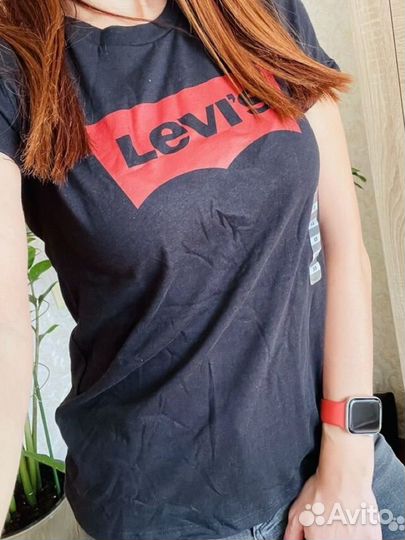 Женская футболка Levis S (44), оригинал из США