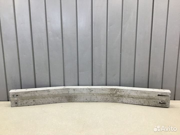 Усилитель заднего бампера Toyota Highlander II 200