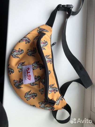 Поясная сумка