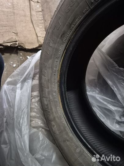 Bridgestone Dueler H/T 687 225/65 R17