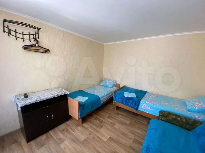 Комната 16 м² в 4-к., 1/2 эт.