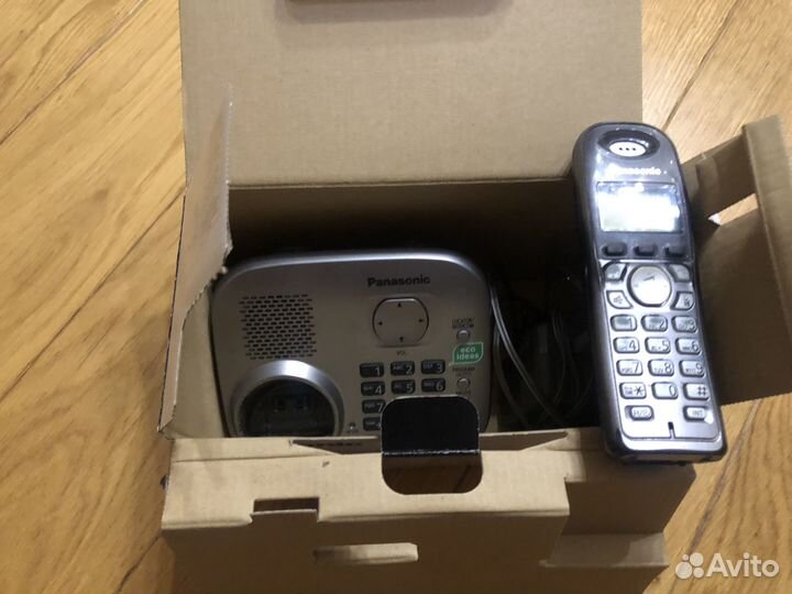 Беспроводные радиотелефоны в хорошем состоянии