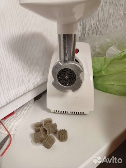 Мясорубка электрическая бу