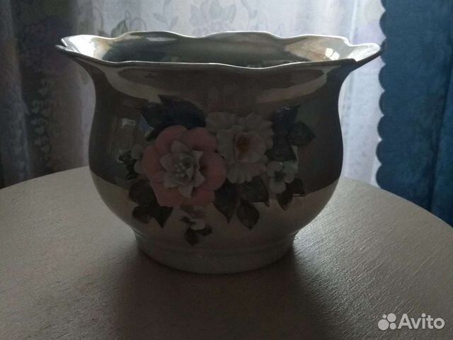 Вазочка фарфоровая