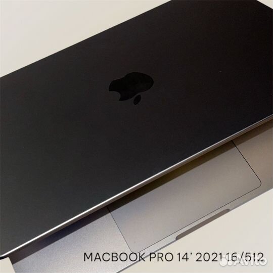 MacBook Pro 14