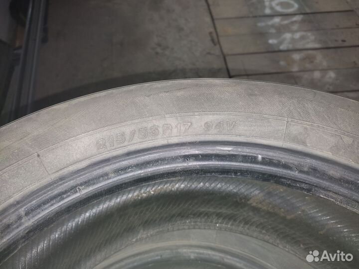 Yokohama E70B 215/55 R17 93K