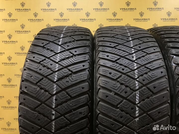 Goodyear Ultragrip Ice Arctic 215/55 R16 97T