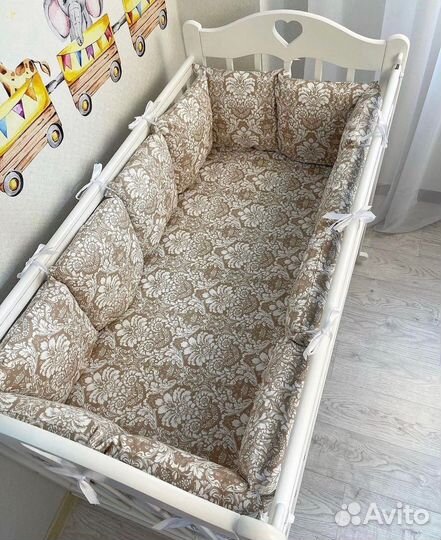 Бортики в кроватку новые