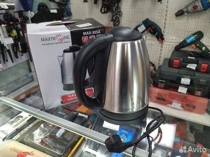 Чайник Matronix MAX-305A