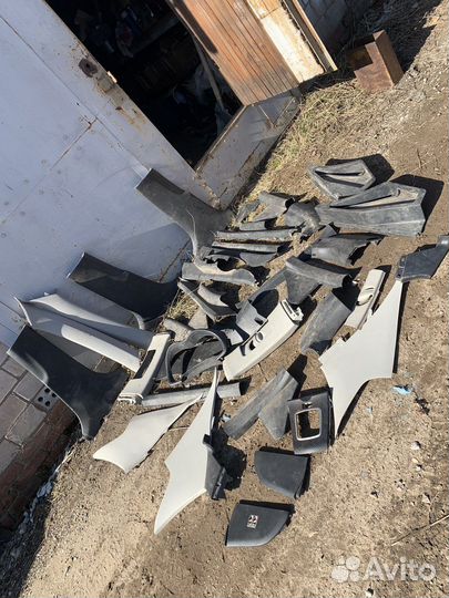 Обшивка пластик салона тойота королла 150