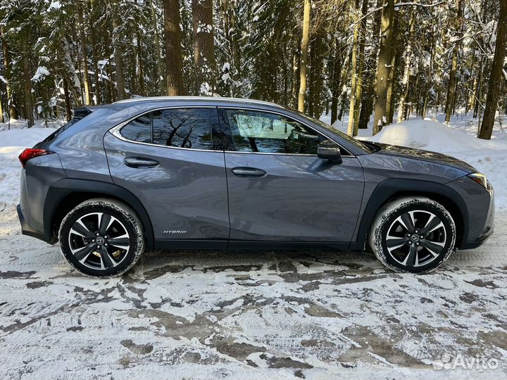 Lexus UX 2.0 CVT, 2019, 129 000 км