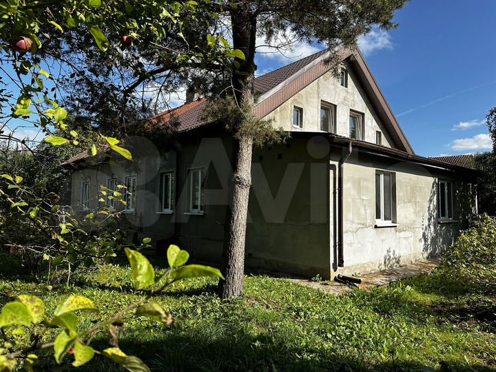 4-к. квартира, 102 м², 1/2 эт.