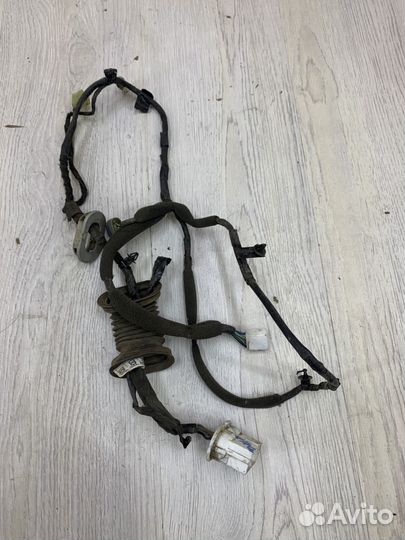 Проводка двери коса Chevrolet aveo 250 Лев