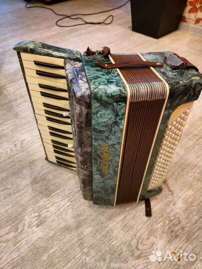 Баян аккордион