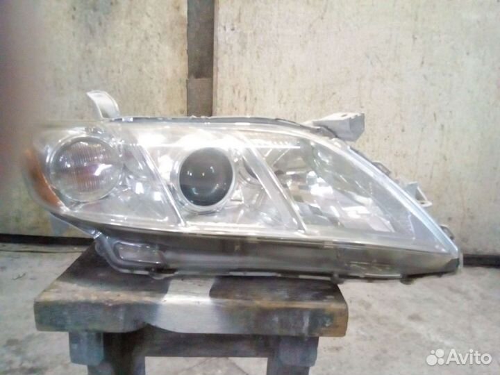 Фара toyota camry 40 б/у