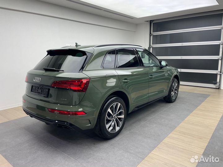 Audi Q5 3.0 AT, 2023