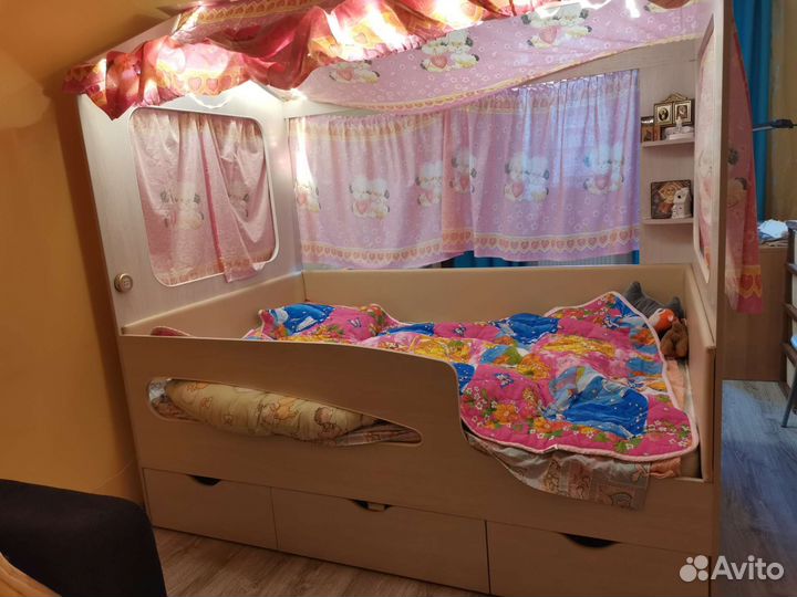 Кровать домик 120*190