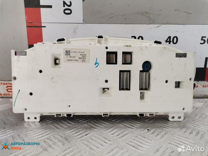 Щиток приборов (приборная панель) Honda Pilot