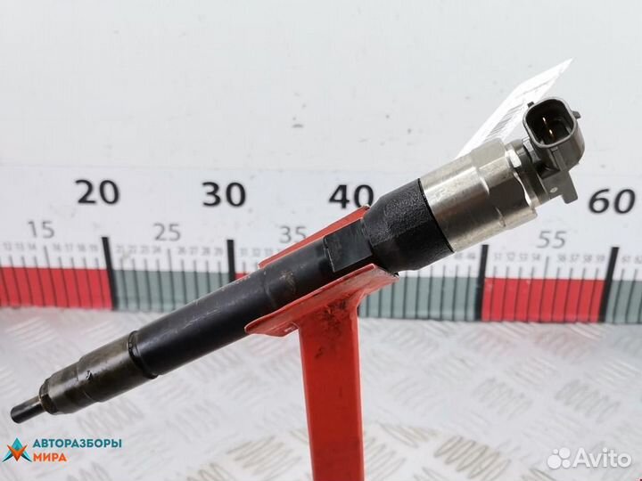 Форсунка Opel Astra H/Family рест. 2014 55570012