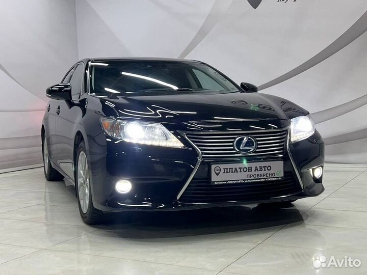 Lexus ES 2.5 CVT, 2015, 167 250 км