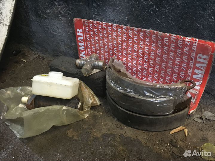 Запчасти на Волгу Газ-31105