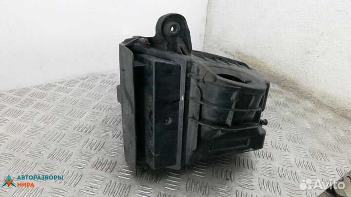 Корпус воздушного фильтра Renault Megane 3 2010