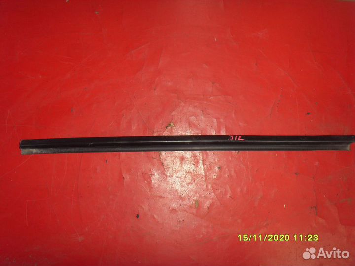 Накладка стекла 96175627 Daewoo Nexia 1995-2016